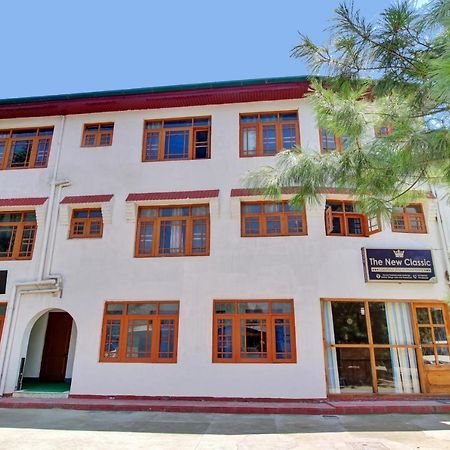 Super Oyo Capital O 91600 The Village Classic Hotel And Restaurant ศรีนาการ์ ภายนอก รูปภาพ